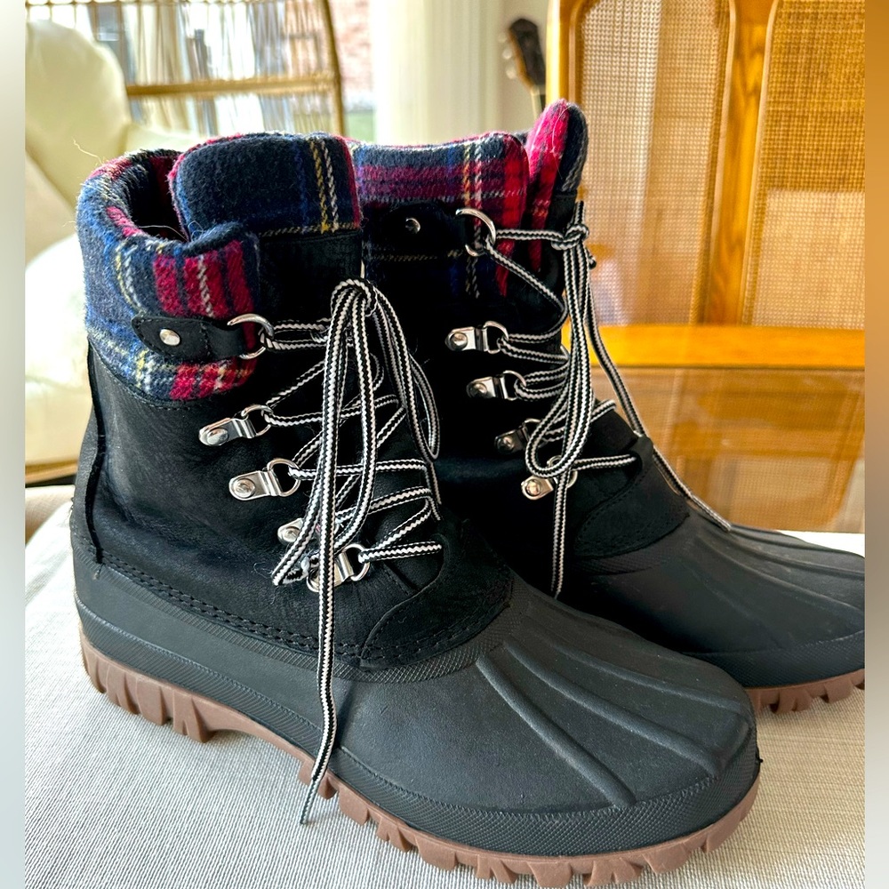 J. Crew Plaid Cuff Black Nubuck
Leather Perfect Winter Lace Up Boots 9